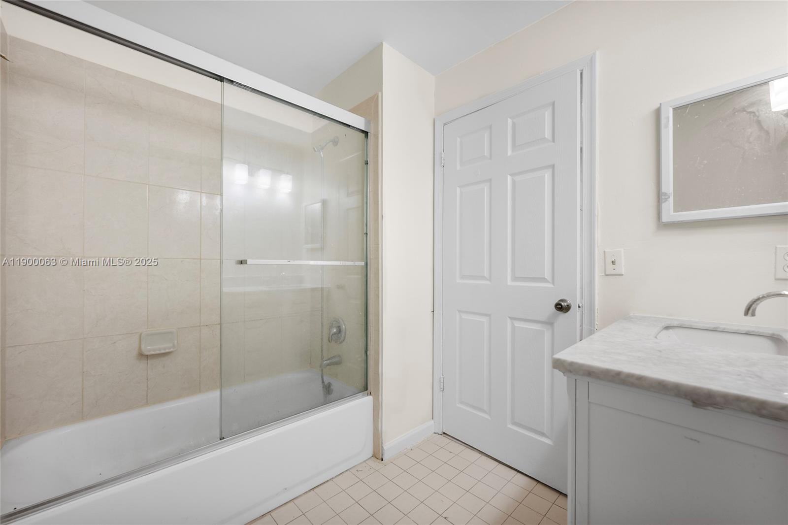 BRIARGATE PLAT - Residential