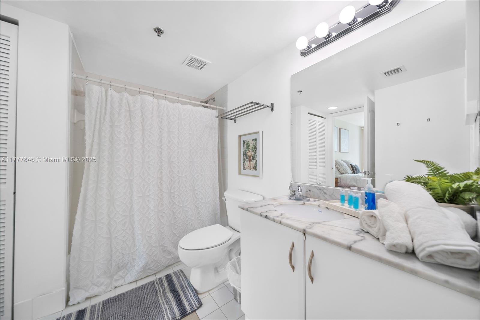 THE CLUB AT BRICKELL BAY - Residential