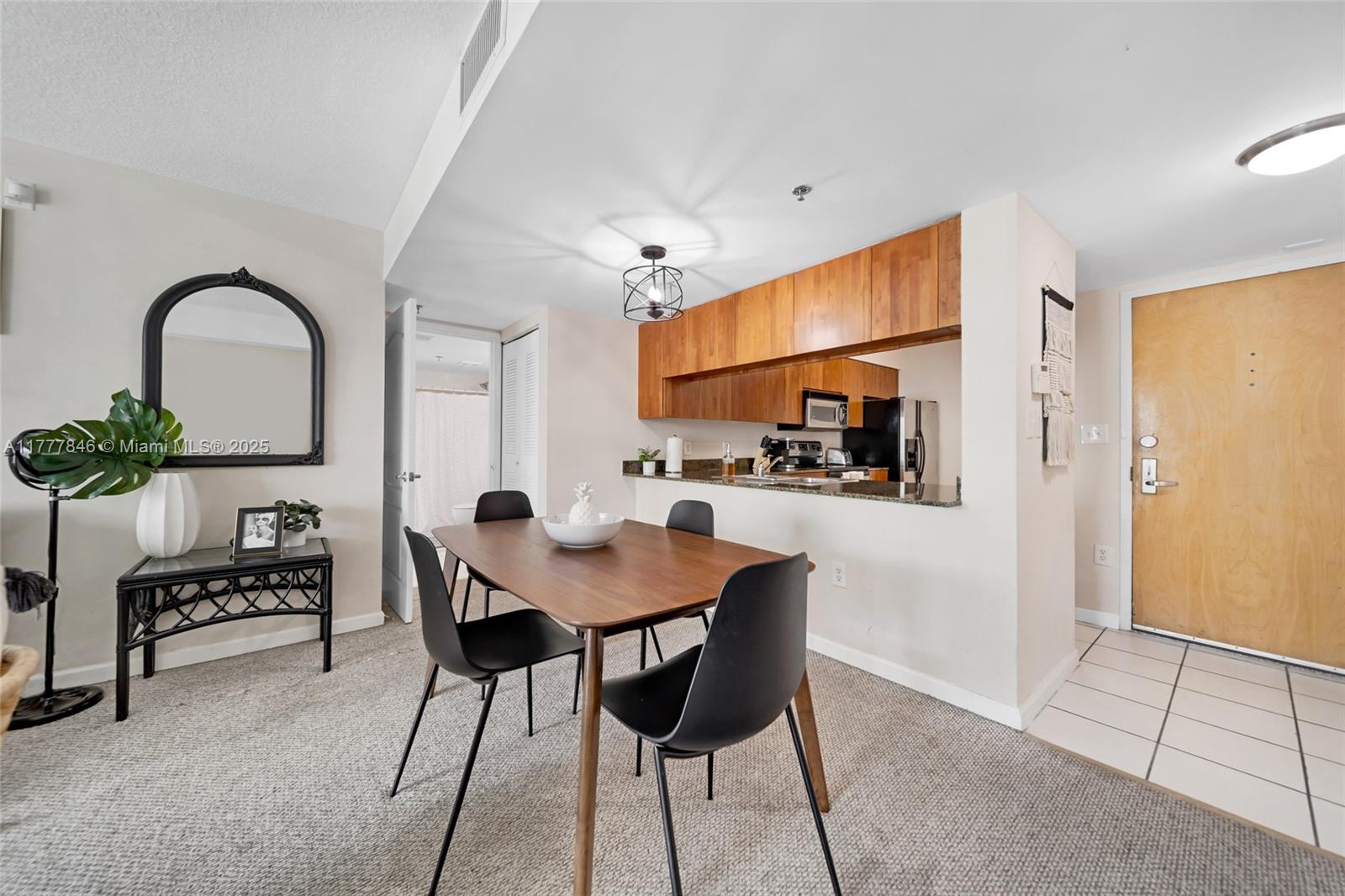 THE CLUB AT BRICKELL BAY - Residential