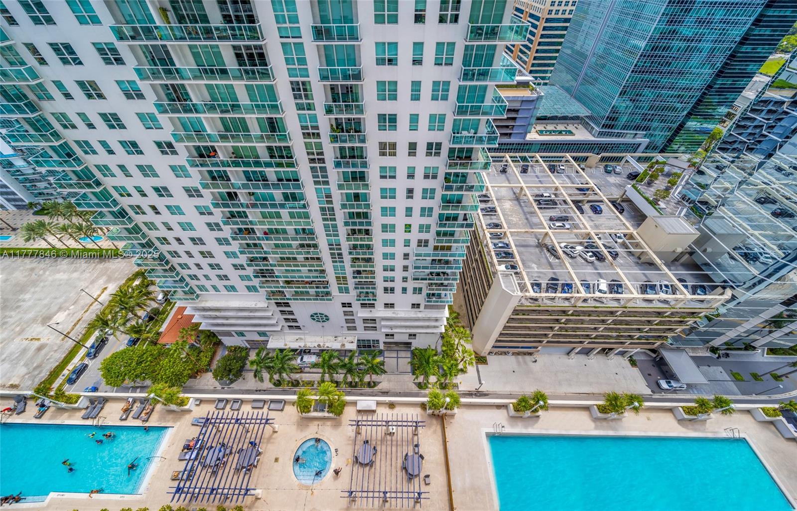 1200 Brickell Bay Dr 2515, Miami, Broward County, Florida - 2 Bedrooms  
2 Bathrooms - 