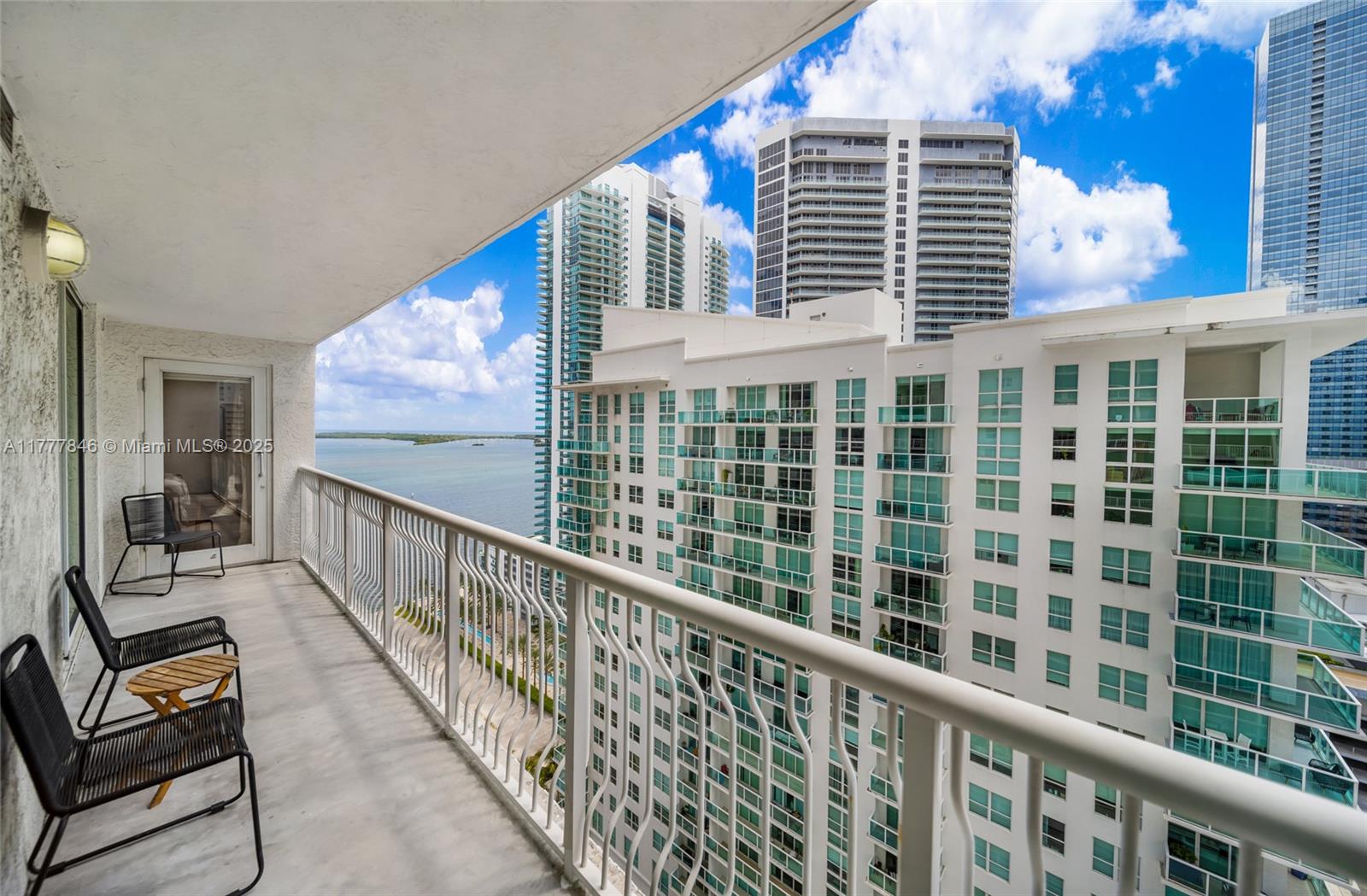 1200 Brickell Bay Dr 2515