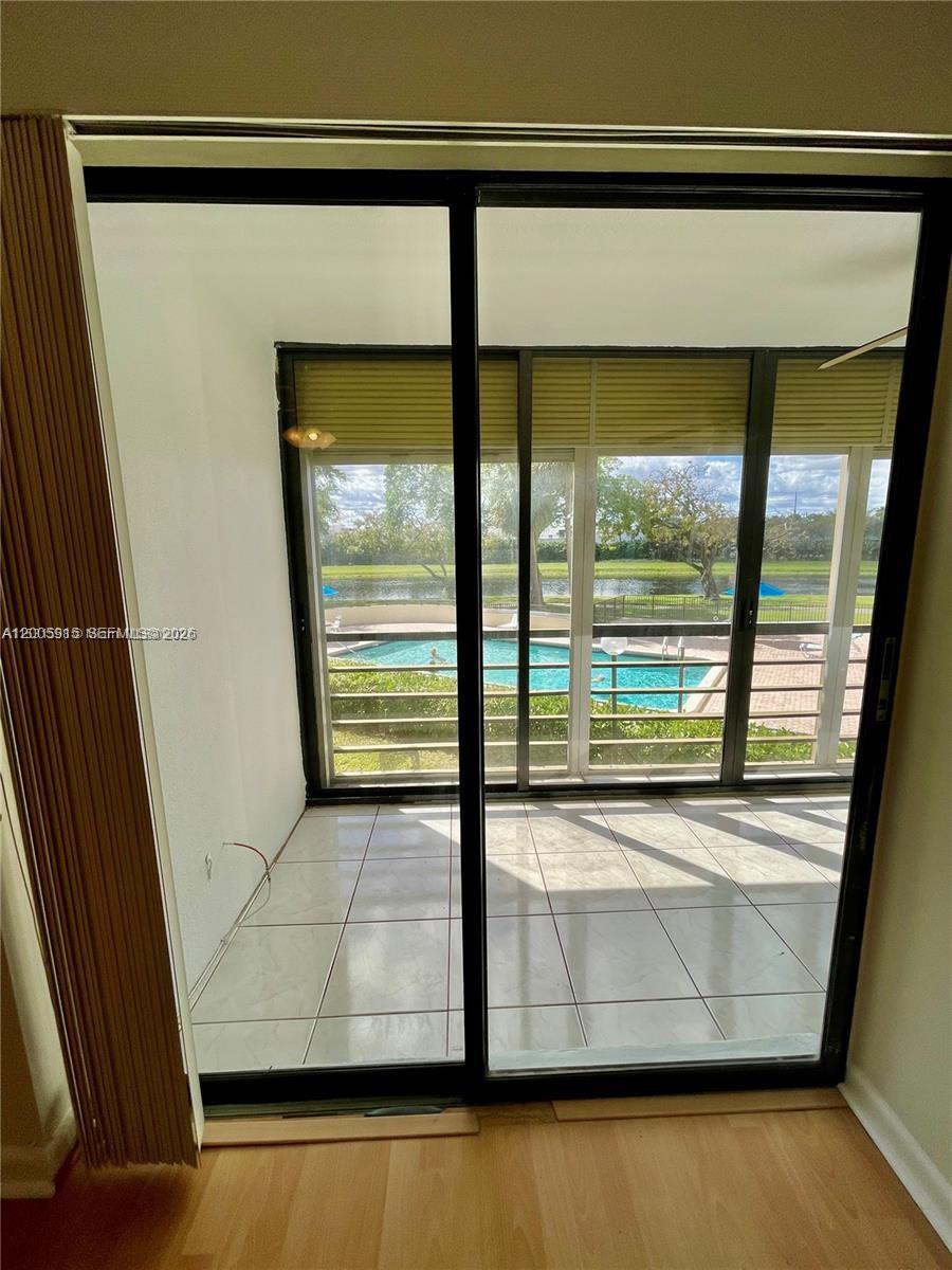CYPRESS BEND I-D CONDO - Residential