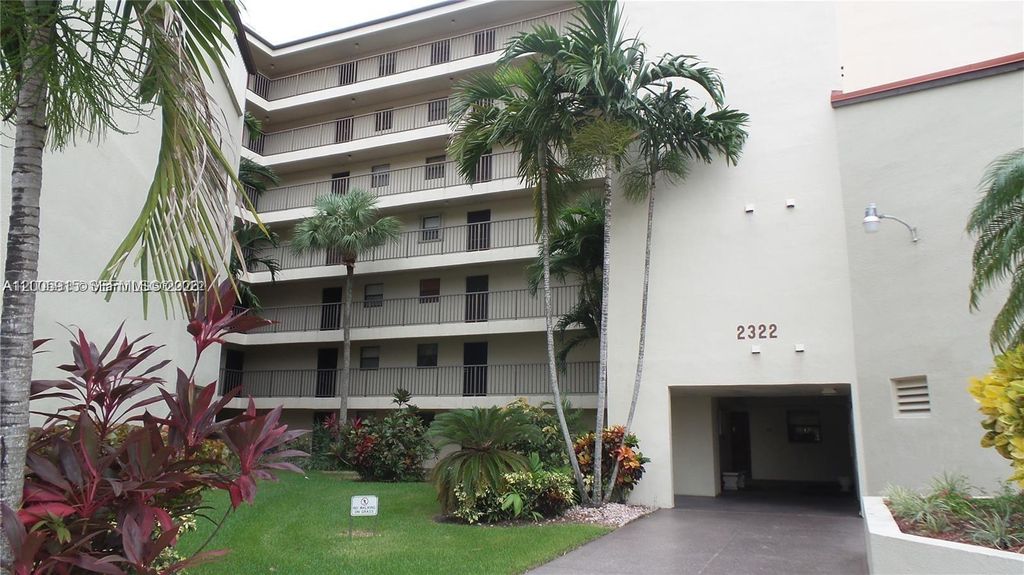 Photo of 2320 S Cypress Bend Dr #204, Pompano Beach, FL 33069 (MLS # A12005915)