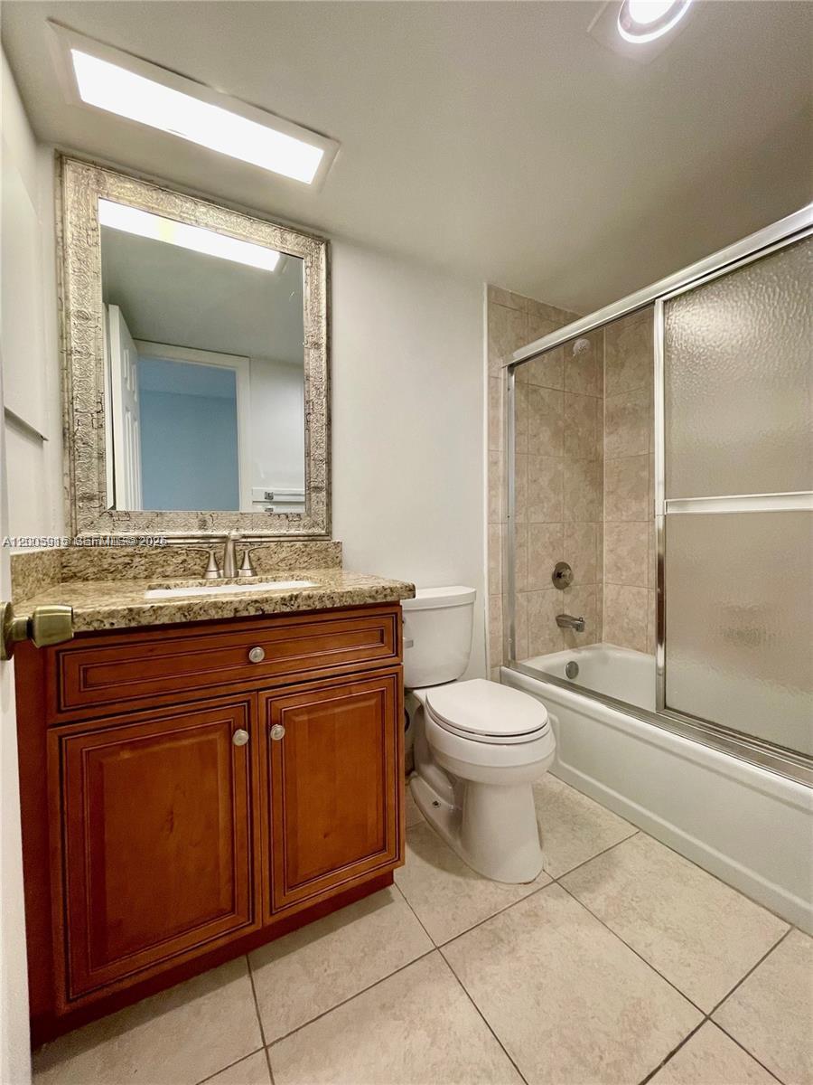 CYPRESS BEND I-D CONDO - Residential