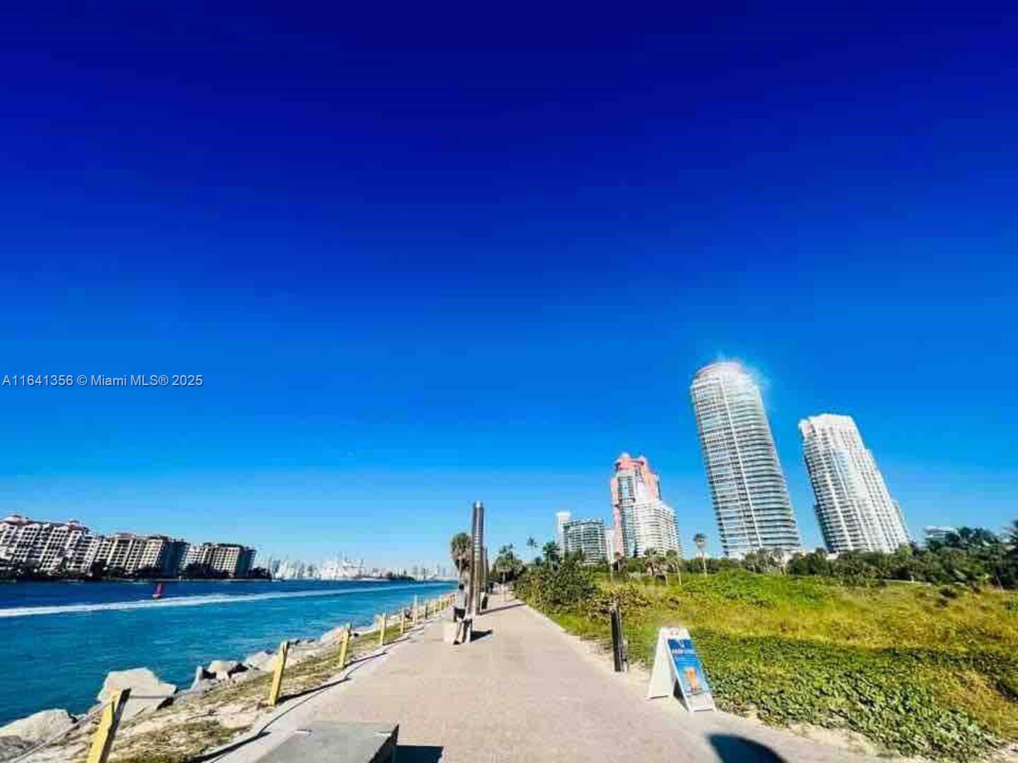 OCEAN WALK ON SOUTH BEACH - Residential