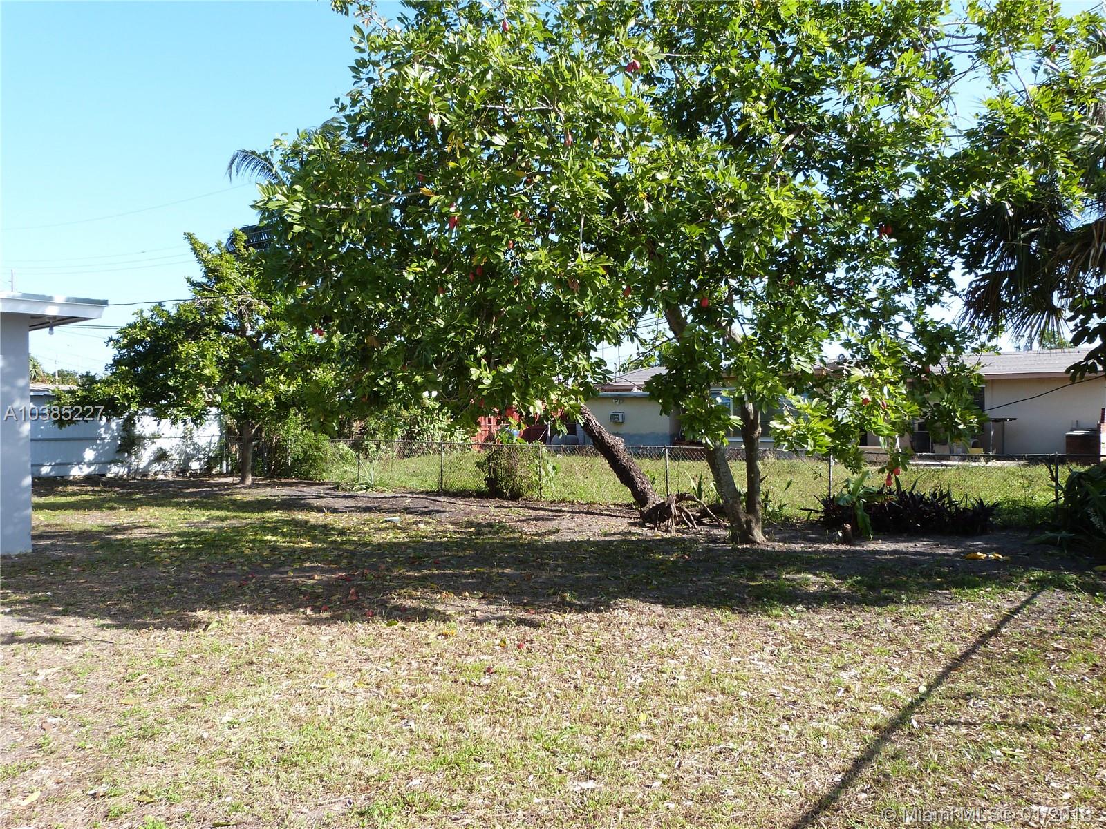 CAROL CITY 1ST ADDN PB - Residential