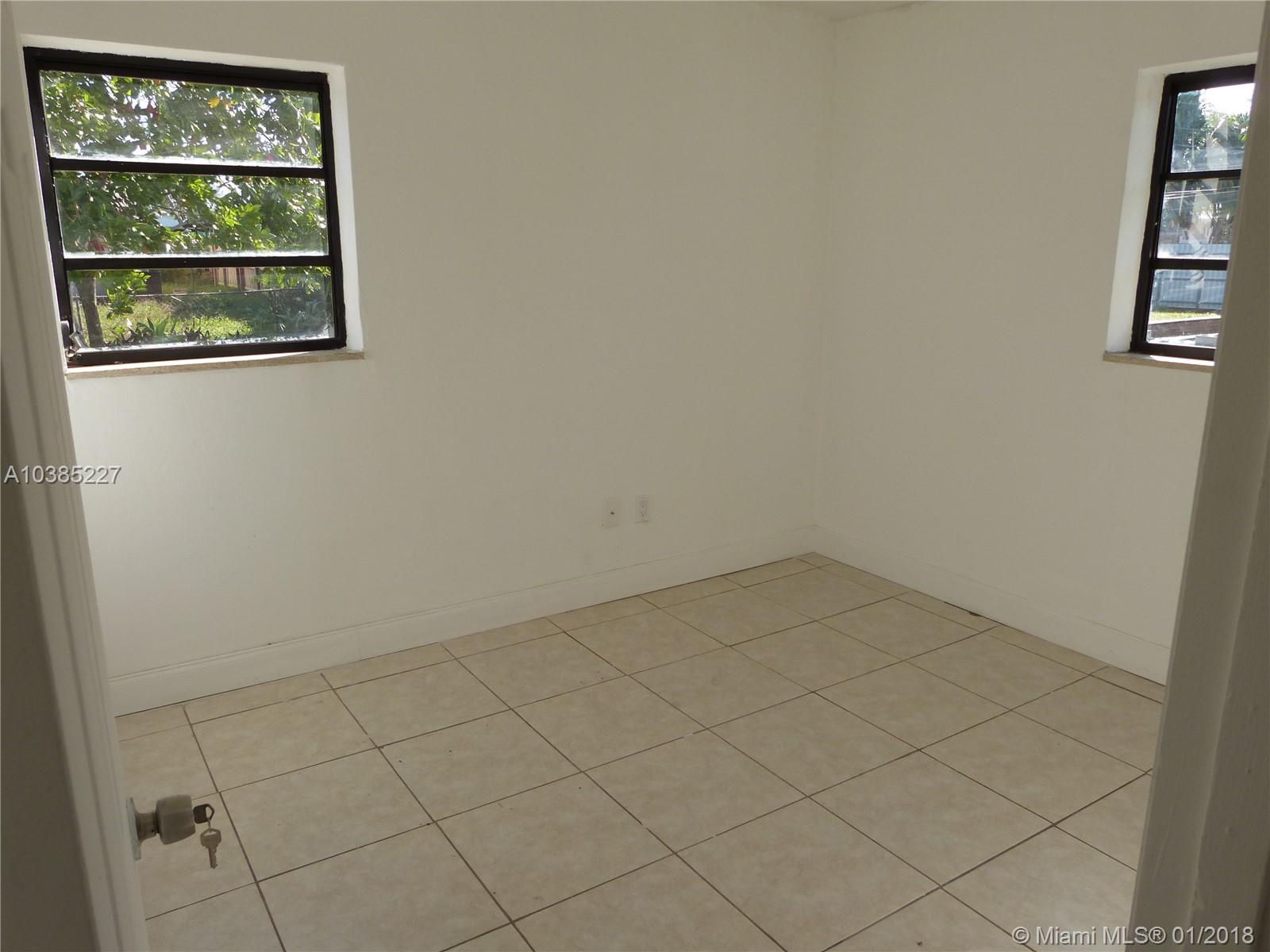 CAROL CITY 1ST ADDN PB - Residential