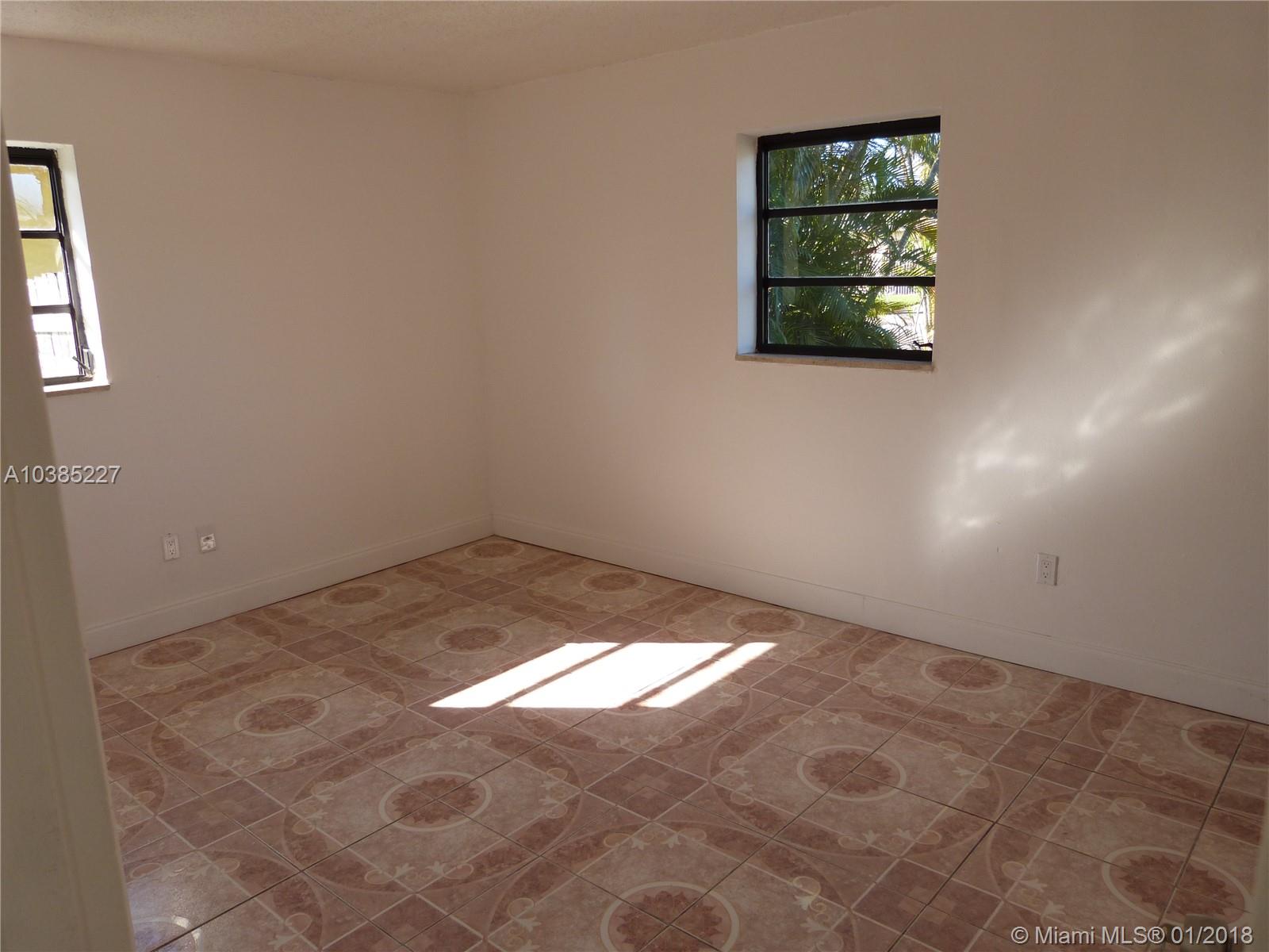 CAROL CITY 1ST ADDN PB - Residential