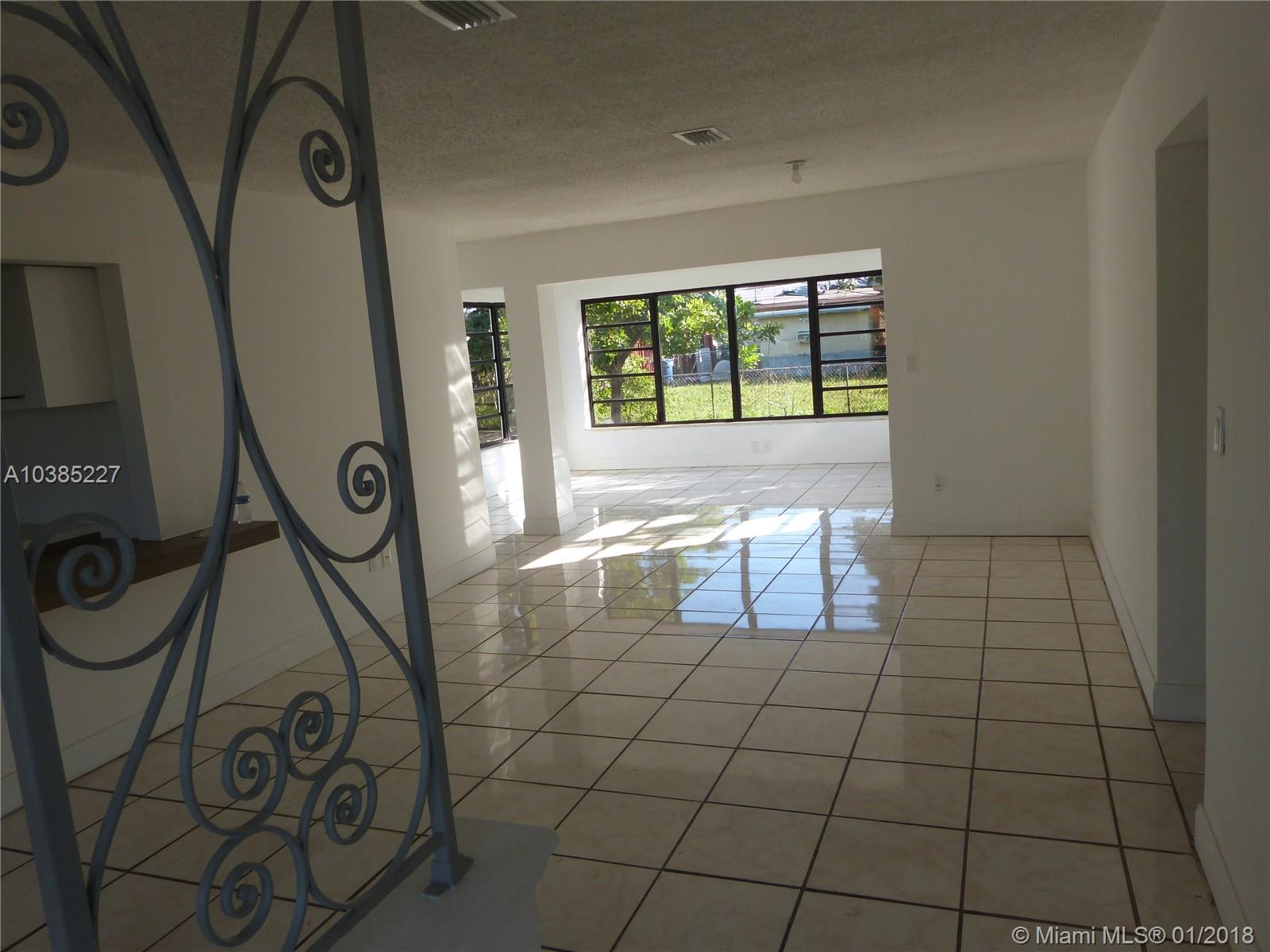 CAROL CITY 1ST ADDN PB - Residential