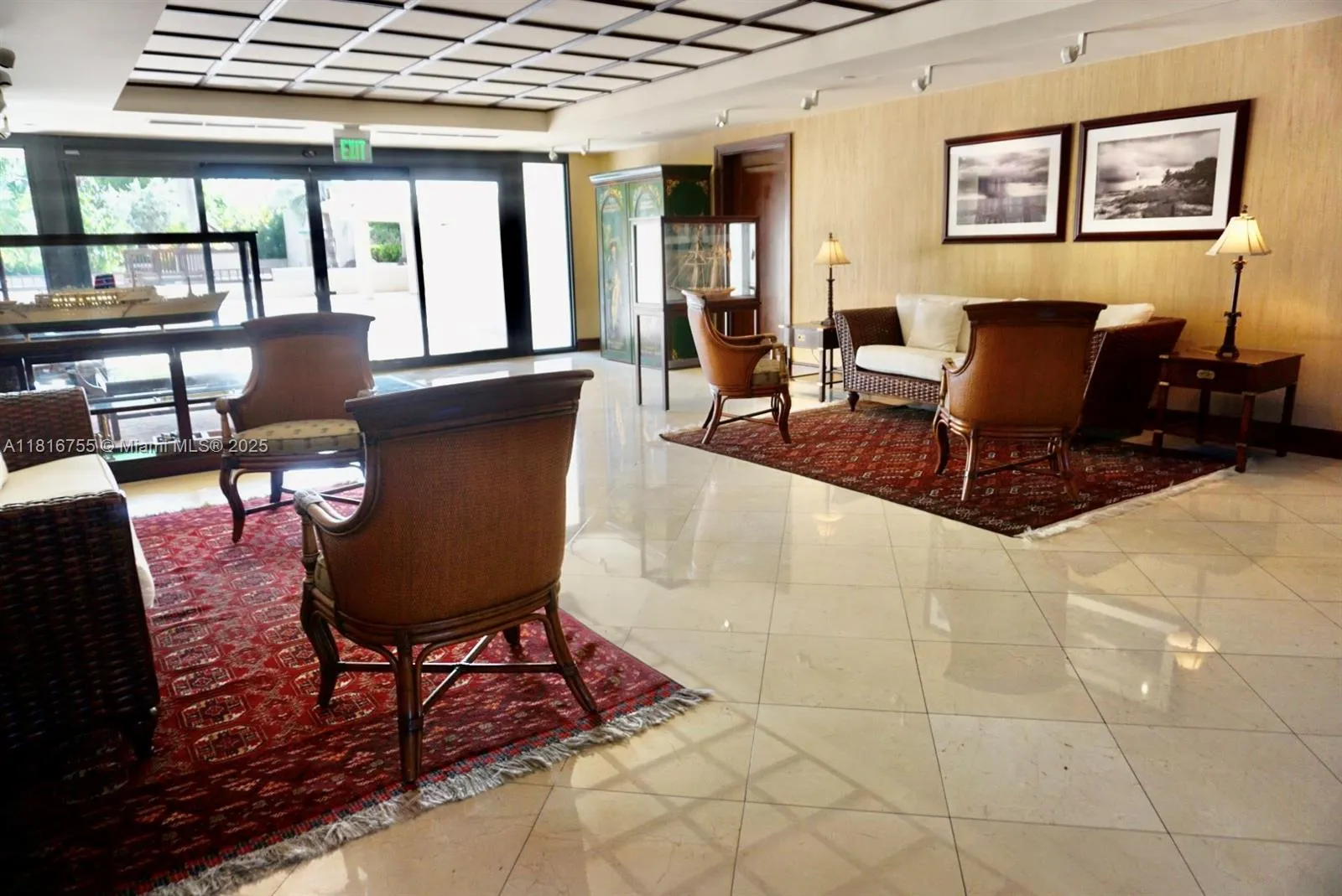 Key Biscayne, Florida 33149, United States, 2 Bedrooms Bedrooms, ,2 BathroomsBathrooms,Residential,Active,145212