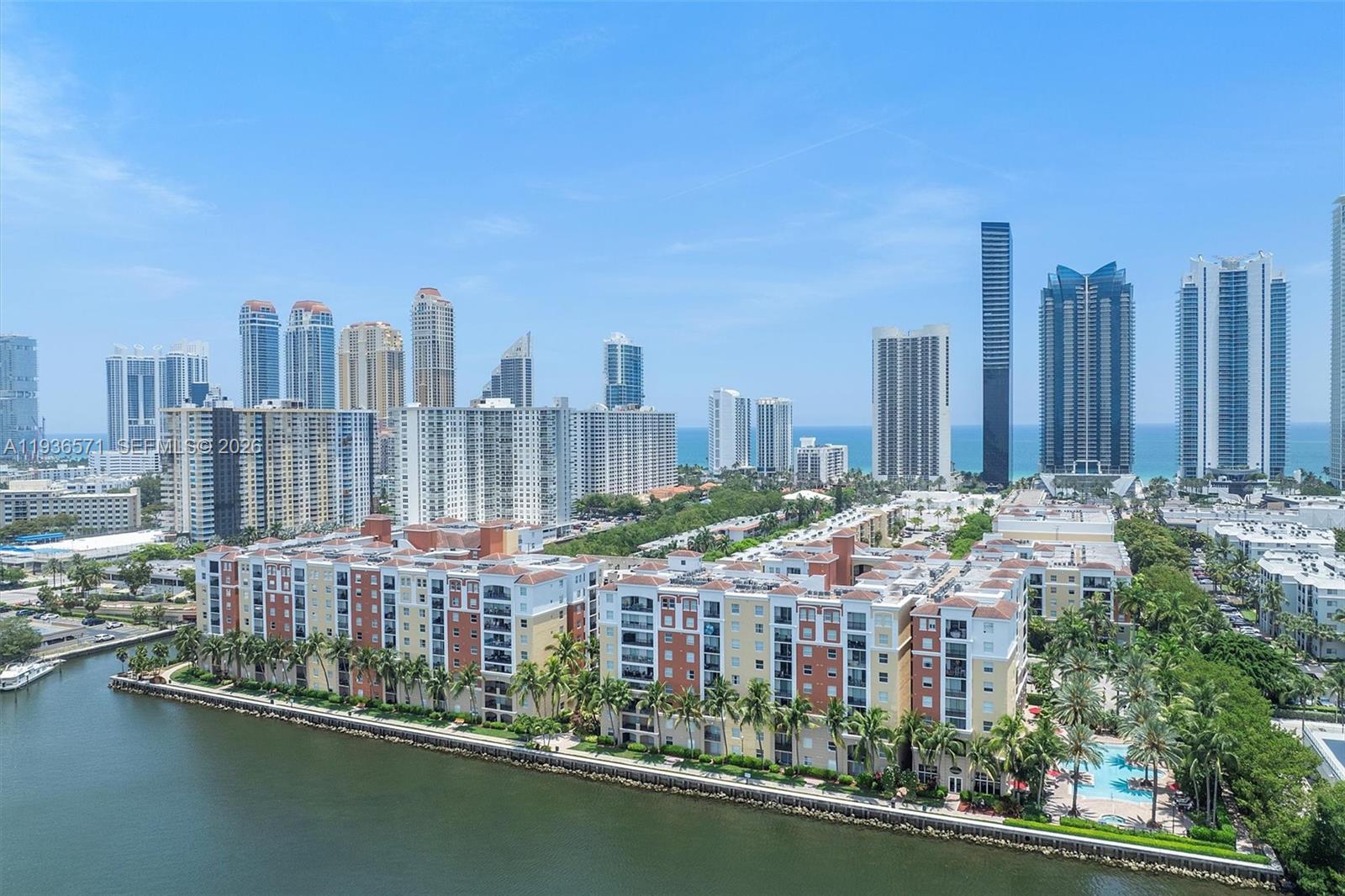 PORTO BELLAGIO CONDO - Residential