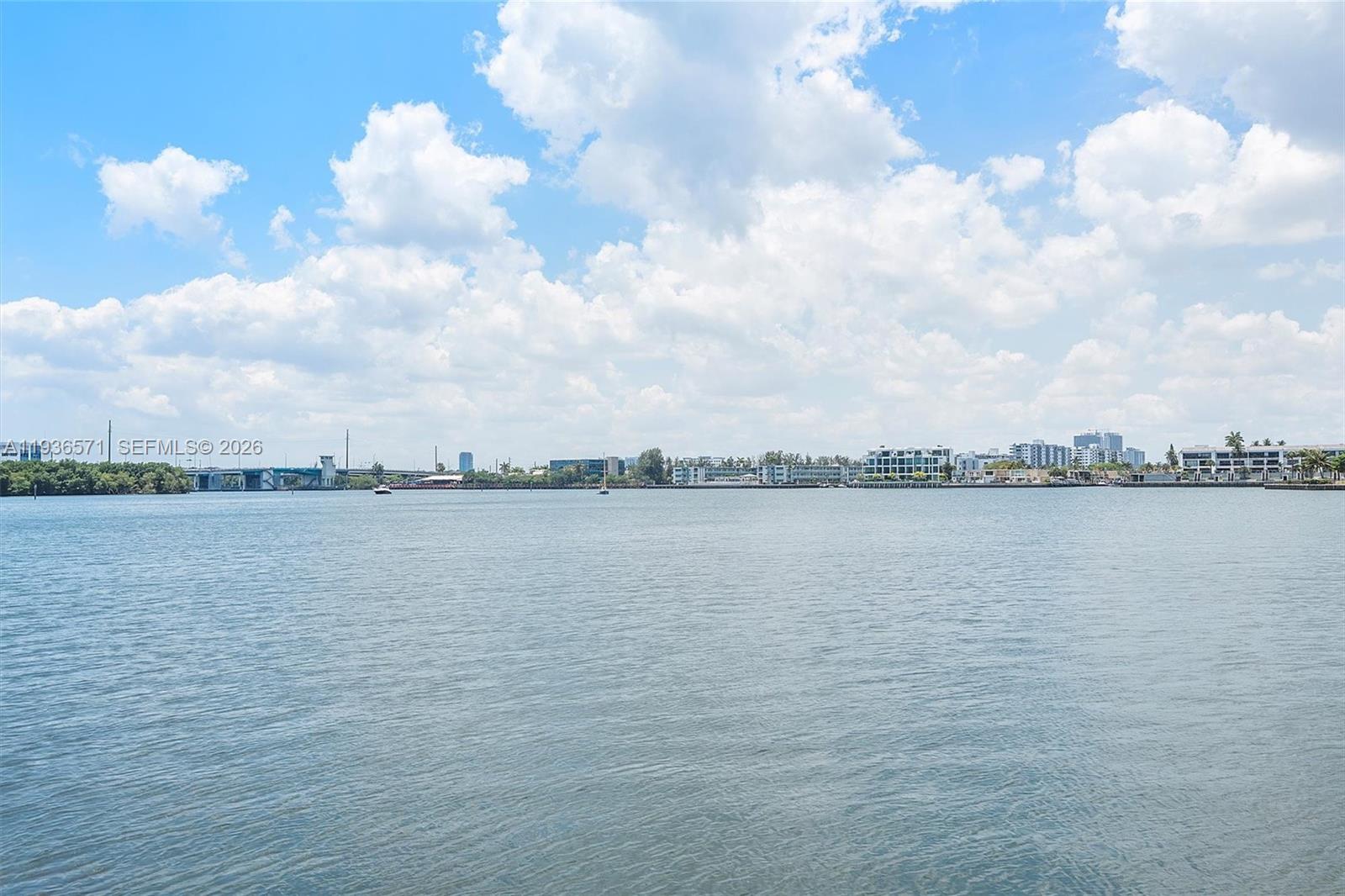 PORTO BELLAGIO CONDO - Residential