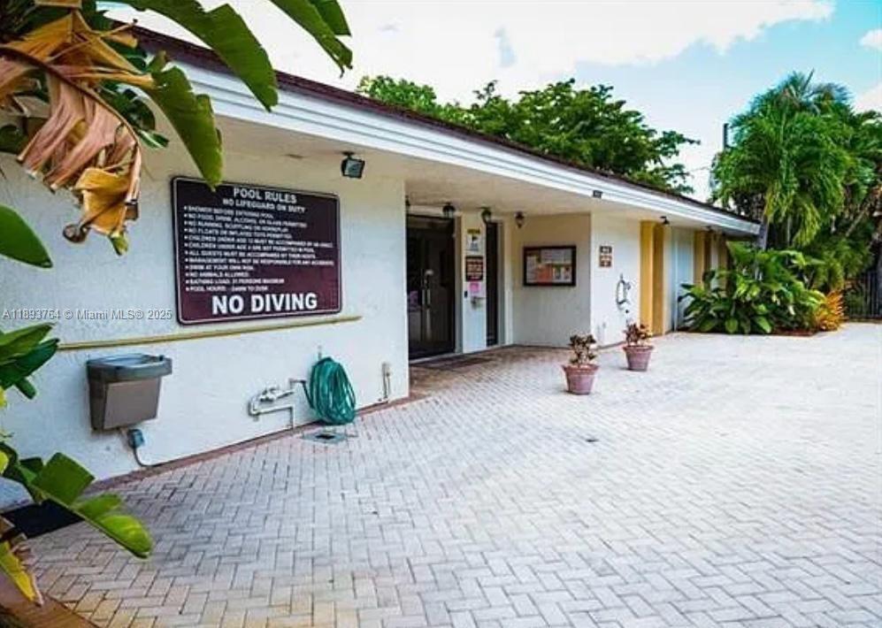 INVERWOOD CONDO - Residential