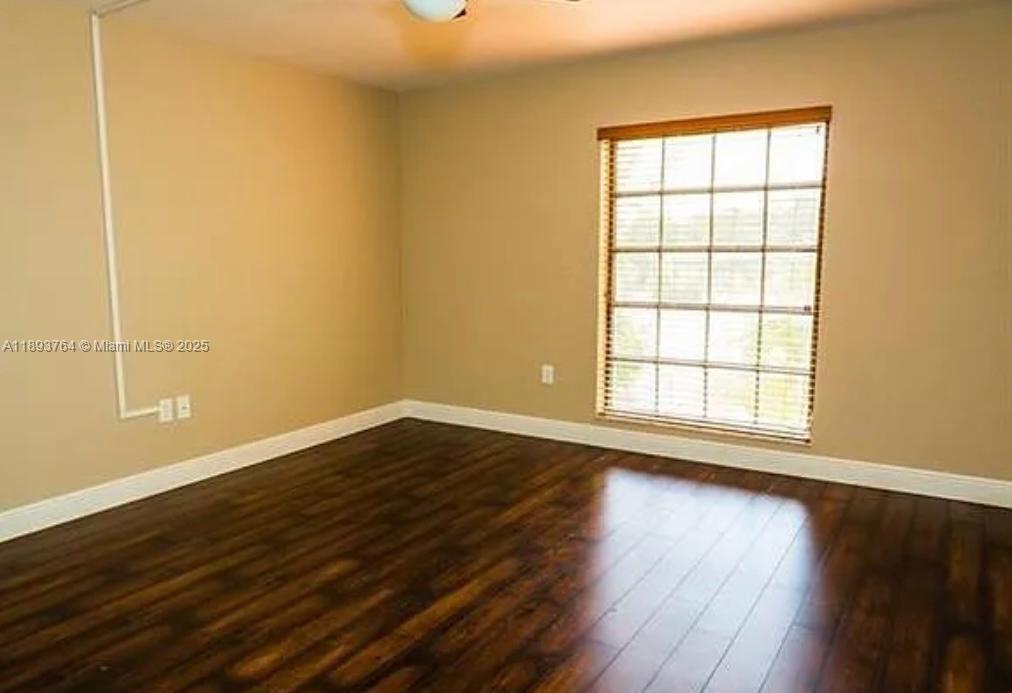 INVERWOOD CONDO - Residential