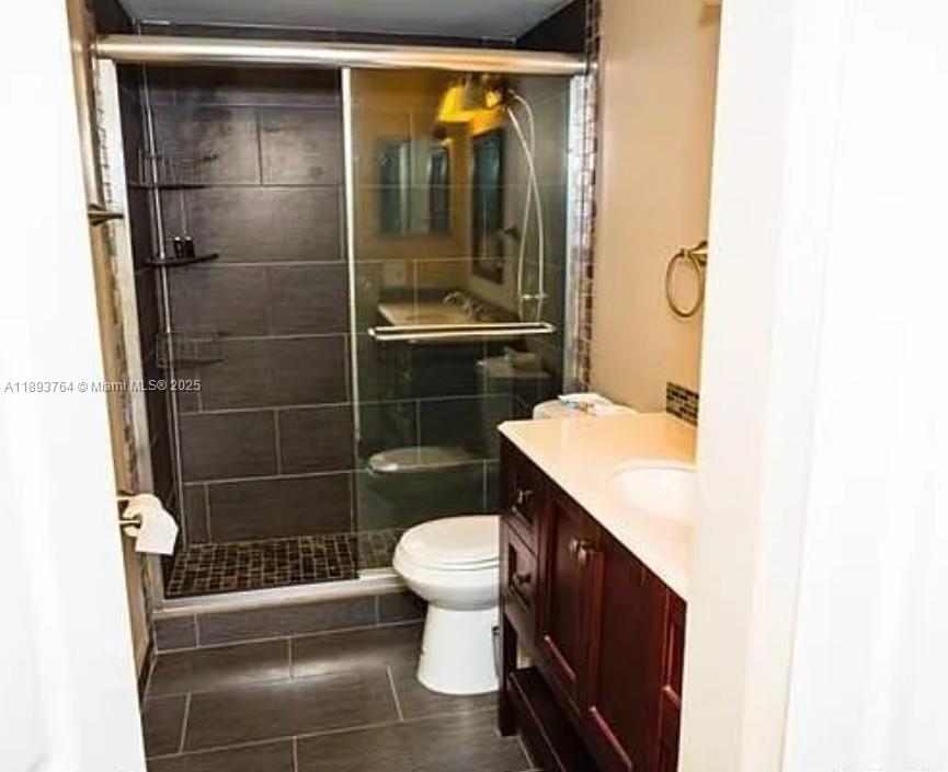 INVERWOOD CONDO - Residential