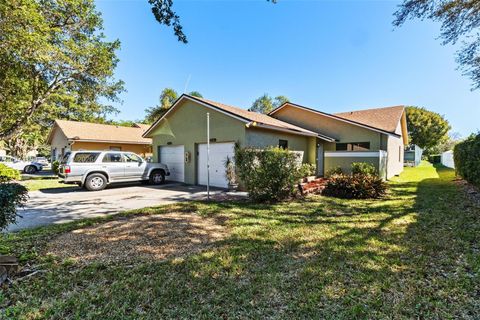 Photo of 5356 Gate Lake Rd #5356, Tamarac, FL 33319 (MLS # A11973108)