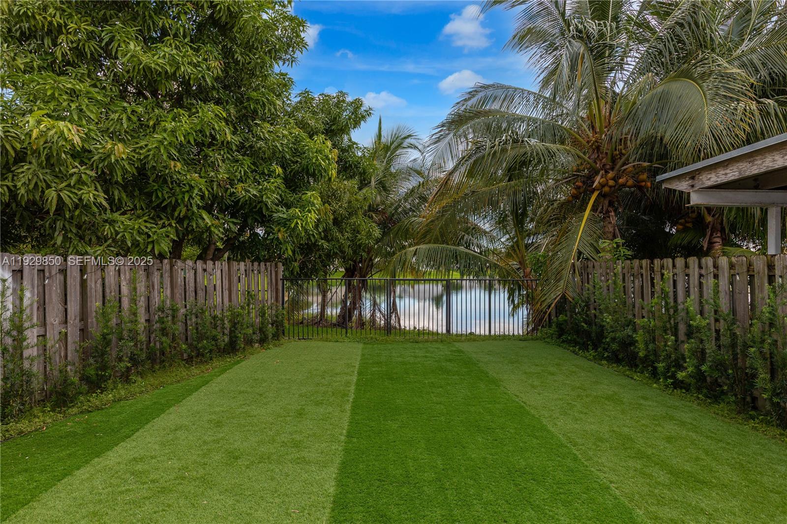 DEERWOOD VILLAS SEC 2 - Residential