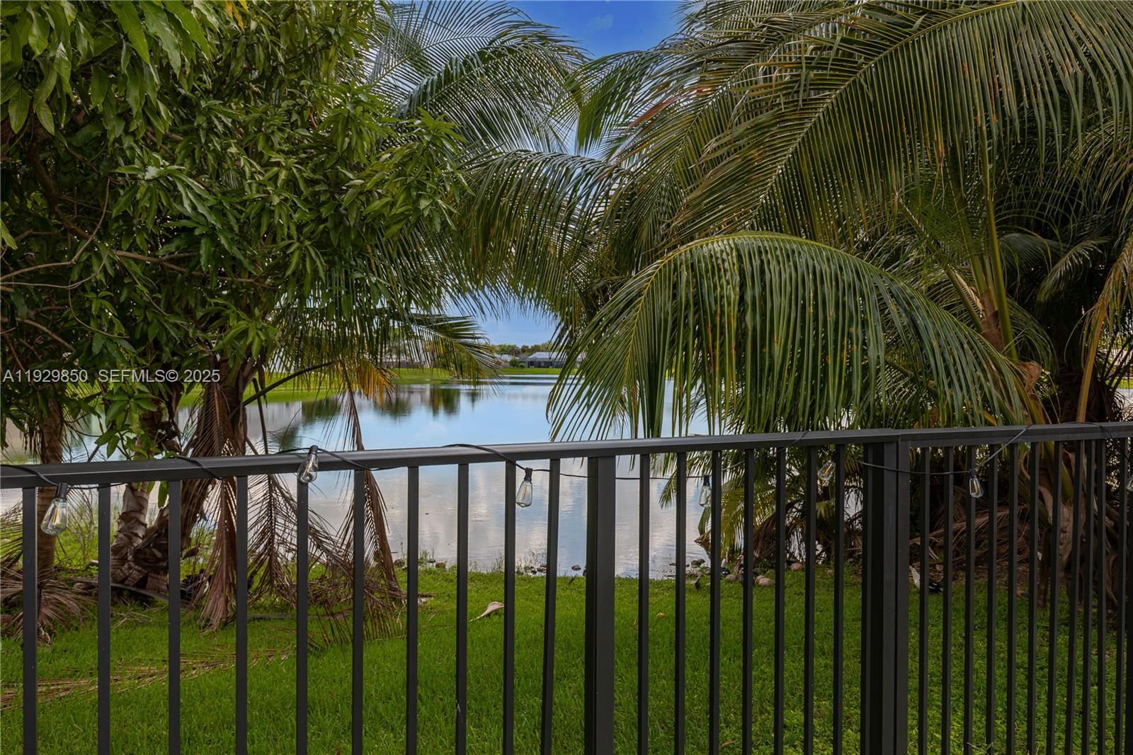 DEERWOOD VILLAS SEC 2 - Residential