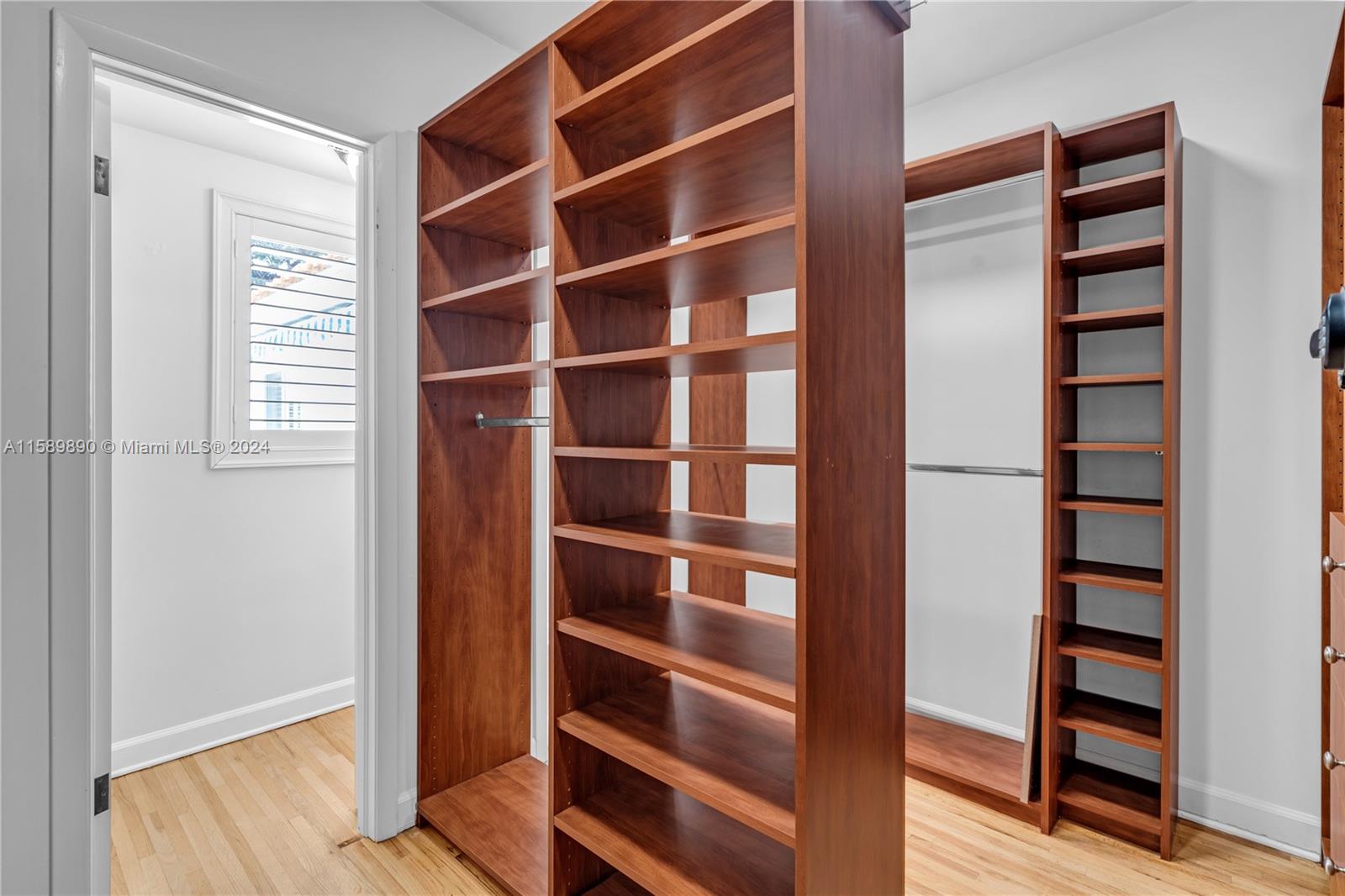 C GABLES RIVIERA SEC 12 - Residential