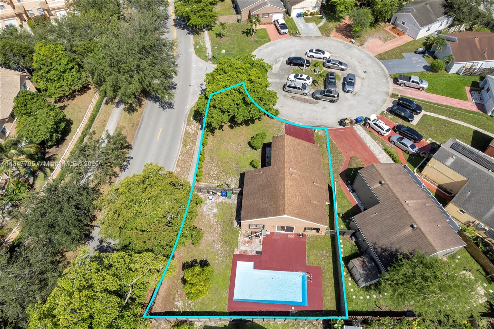 Charming 3-Bedroom Pool Home on a extensive corner lot. Ideal for family living and entertaining, the spacious layout features a bright open living area and a private fenced backyard complete with a sparkling pool—perfect for gatherings, BBQs, and making memories. Plenty of room for kids, pets, or a outdoor entertaining. Located just minutes from major highways, top-rated schools, shopping centers, and local parks, this home offers both comfort and convenience in one of the area's most desirable neighborhoods. Don't miss this rare opportunity to own a true family retreat with endless potential!