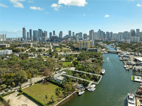 678 NW North River Dr Miami FL 33136