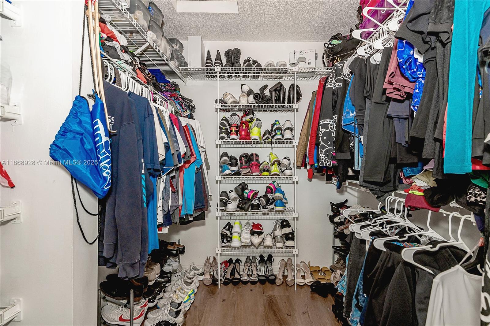 THE CROSSINGS - Residential