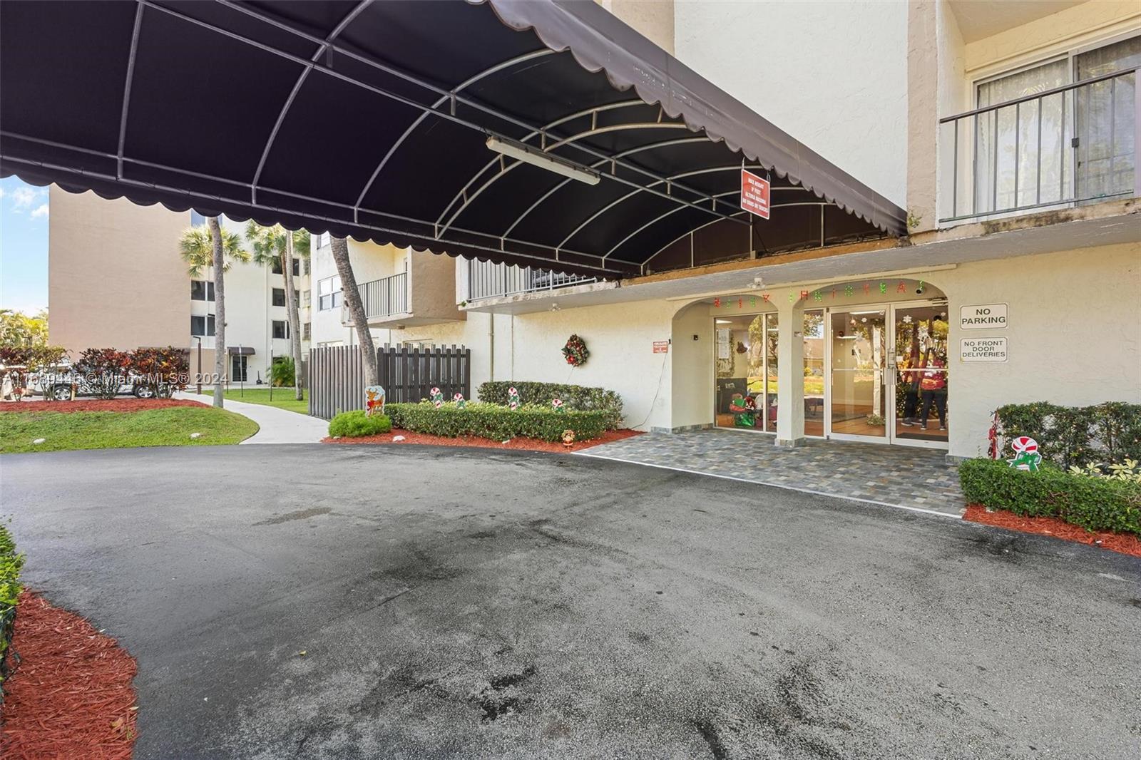 CYPRESS CLUB OF KENDALE C - Residential