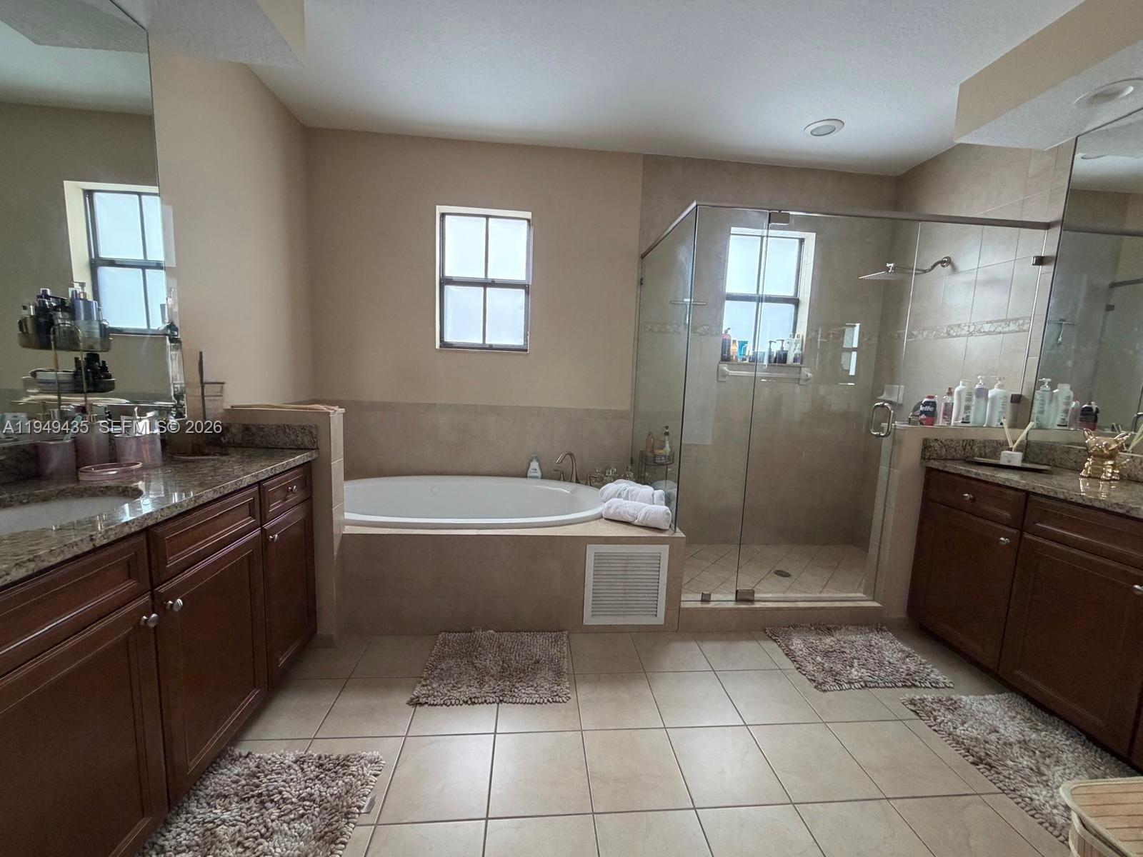 DORAL BREEZE - Residential Lease