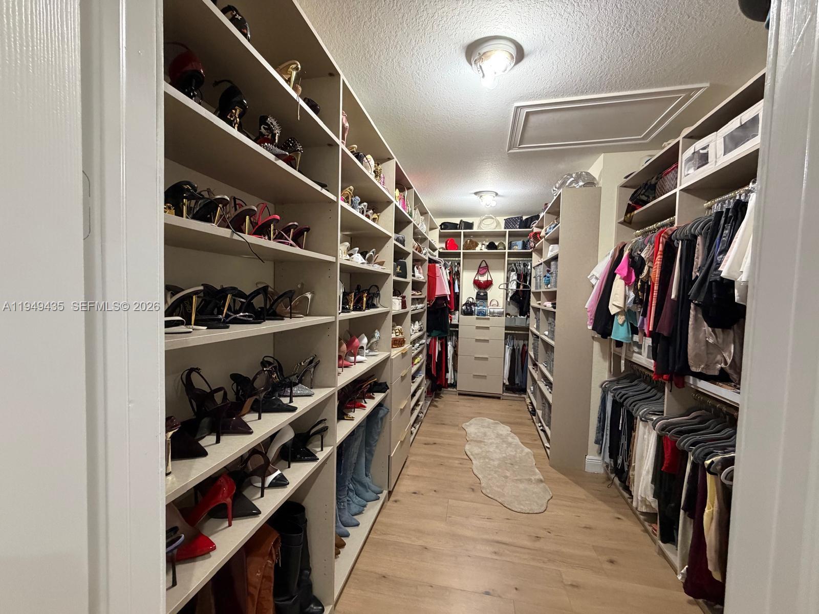 DORAL BREEZE - Residential Lease