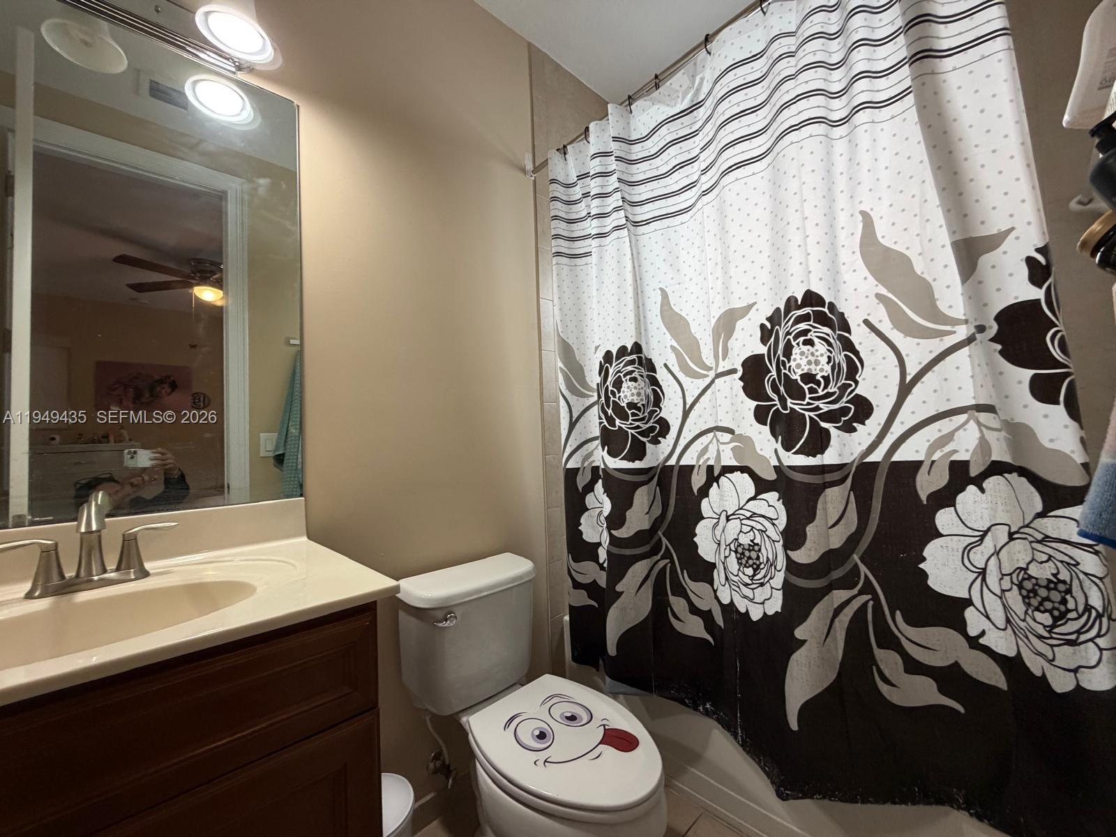 DORAL BREEZE - Residential Lease