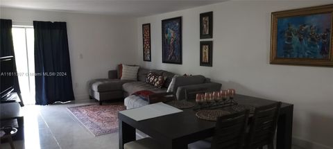 Condominium in Hialeah FL 1990 56th St St 5.jpg