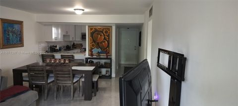 Condominium in Hialeah FL 1990 56th St St 2.jpg