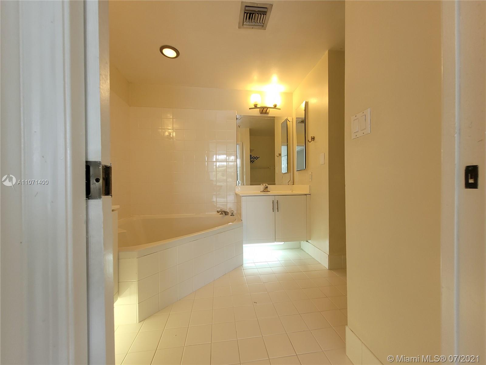 DORAL HOUSE CONDO NO 1 - Residential Lease
