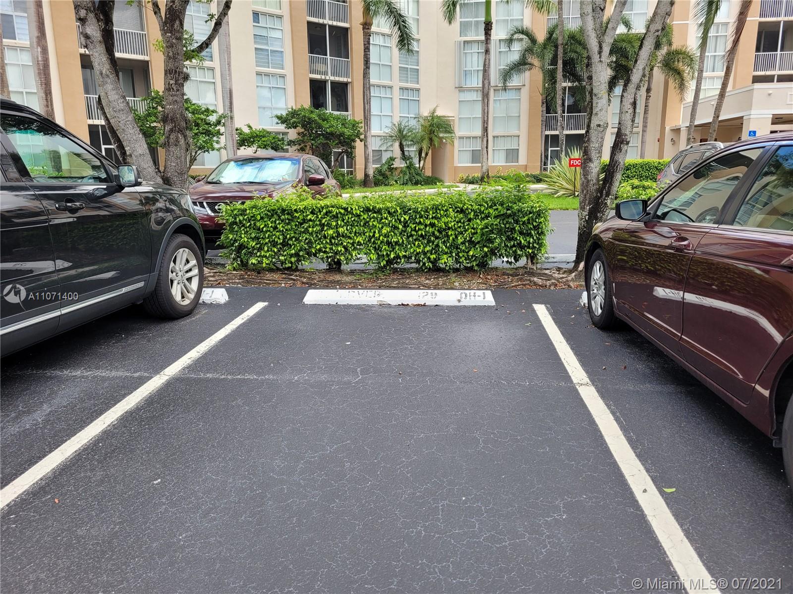 DORAL HOUSE CONDO NO 1 - Residential Lease