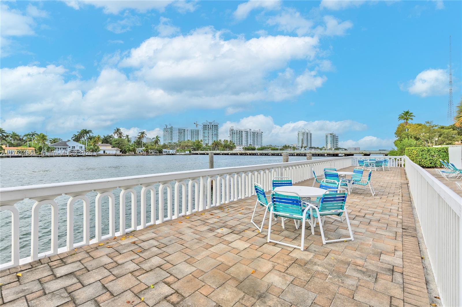 ISLAND PLACE AT NORTH BAY - Residential