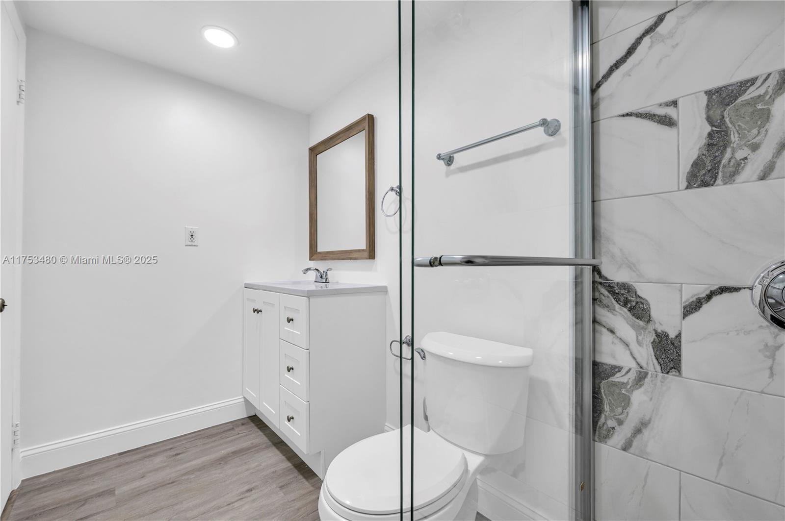 ISLAND PLACE AT NORTH BAY - Residential