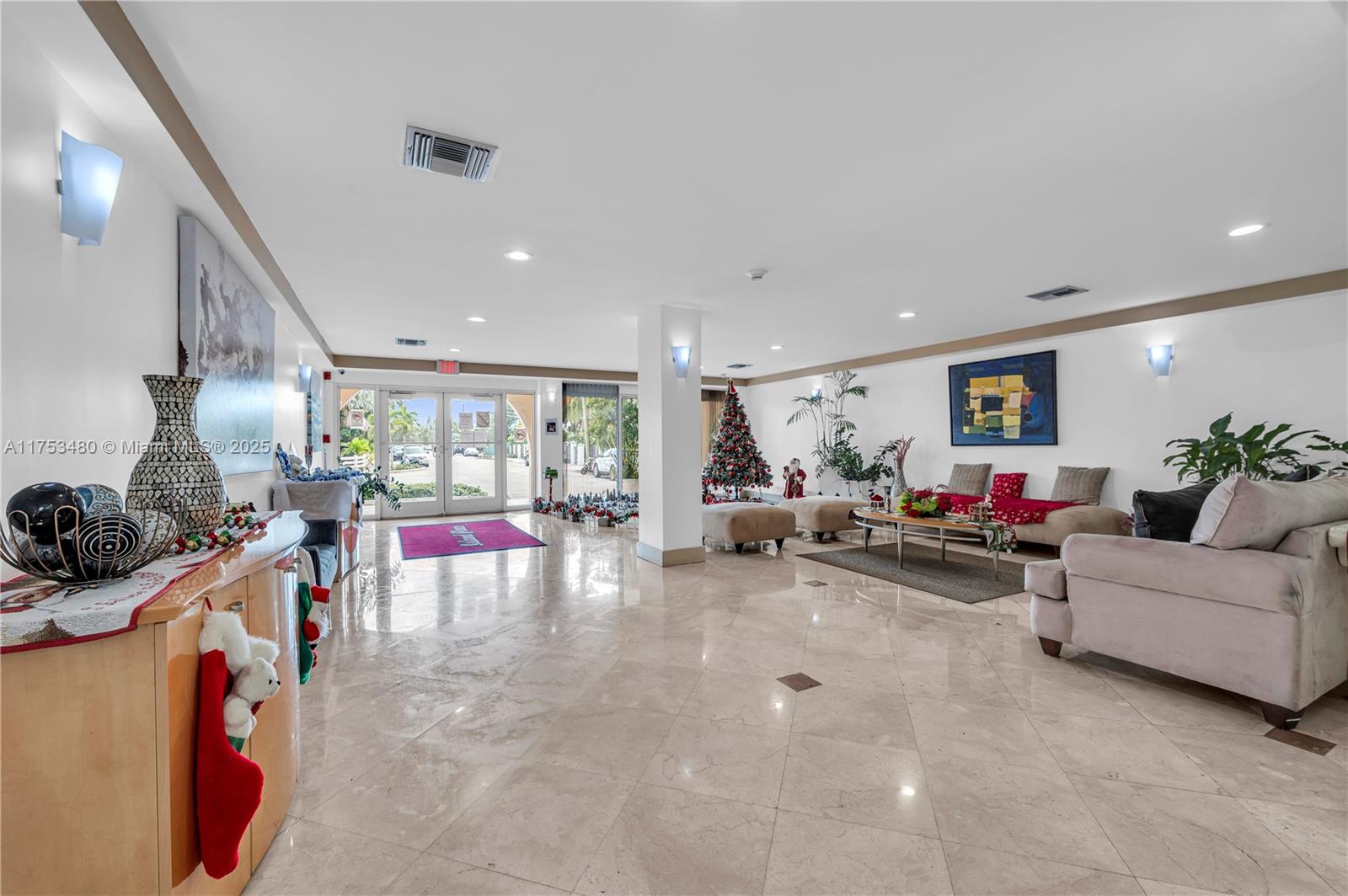 ISLAND PLACE AT NORTH BAY - Residential