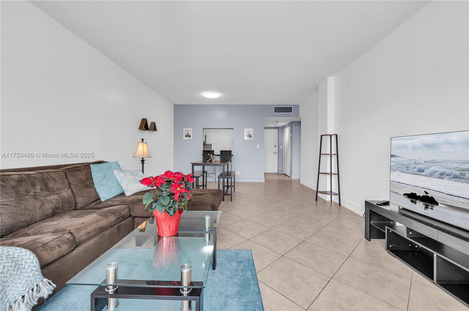 ISLAND PLACE AT NORTH BAY - Residential