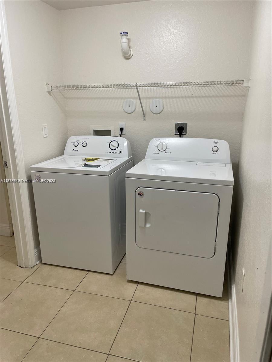 CYPRESS POINTE AT CORAL S - Residential Lease