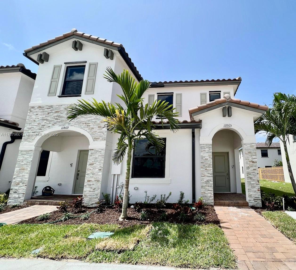 11865 Sw 246th Ter 11865, Homestead, Miami-Dade County, Florida - 3 Bedrooms  
3 Bathrooms - 