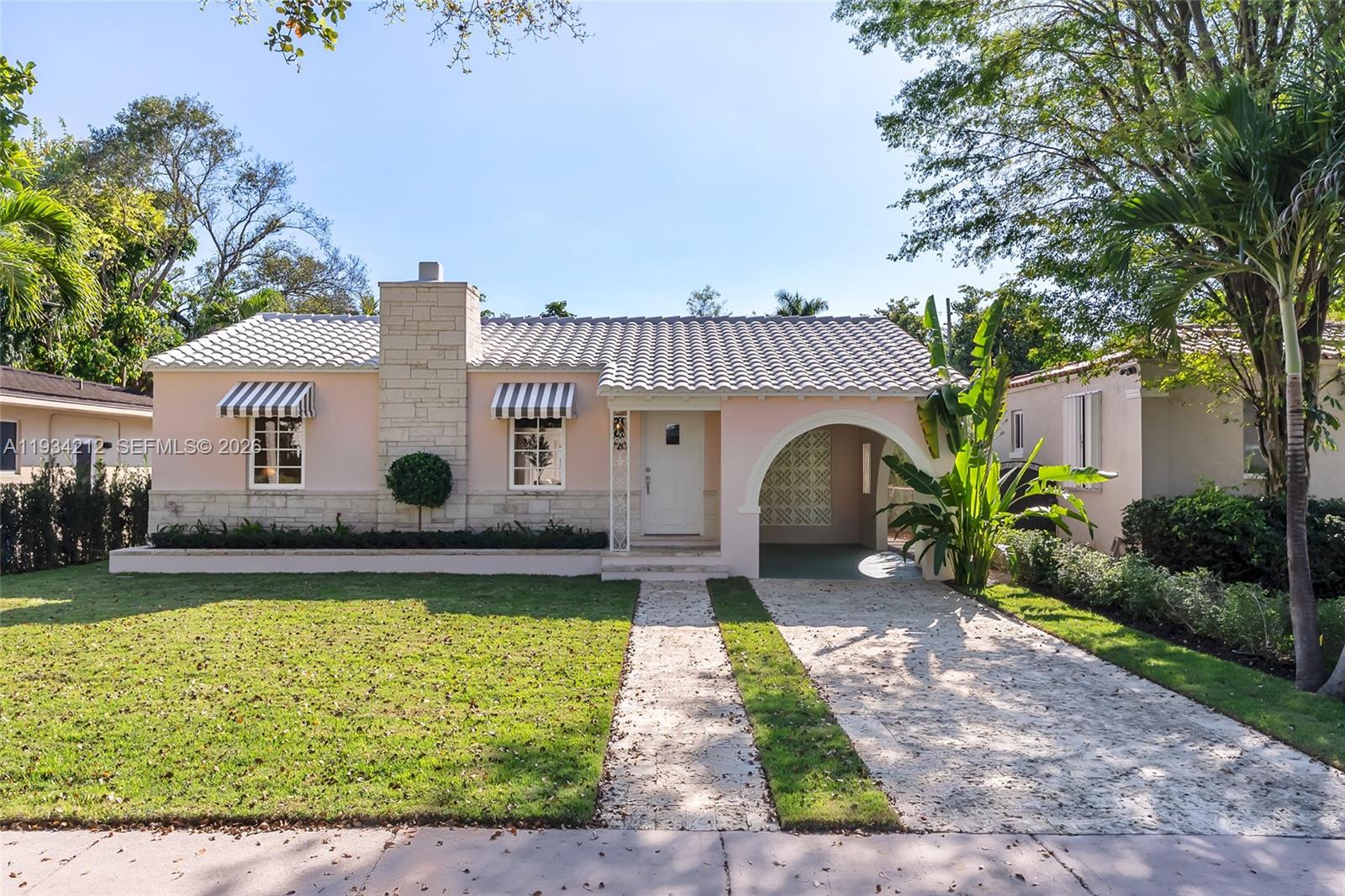 CORAL ESTATES - Residential