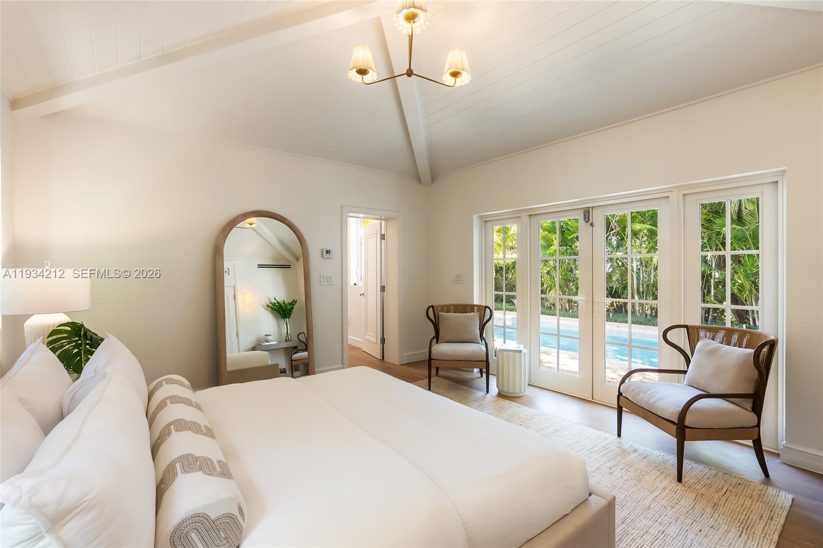 CORAL ESTATES - Residential