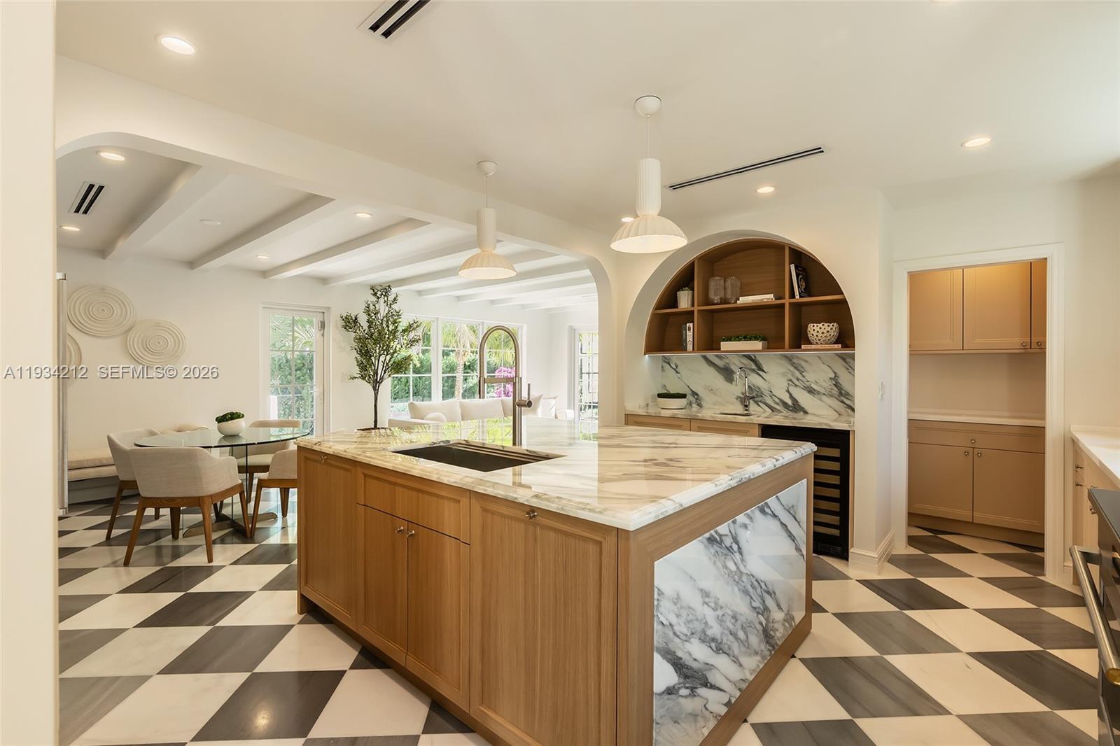 CORAL ESTATES - Residential