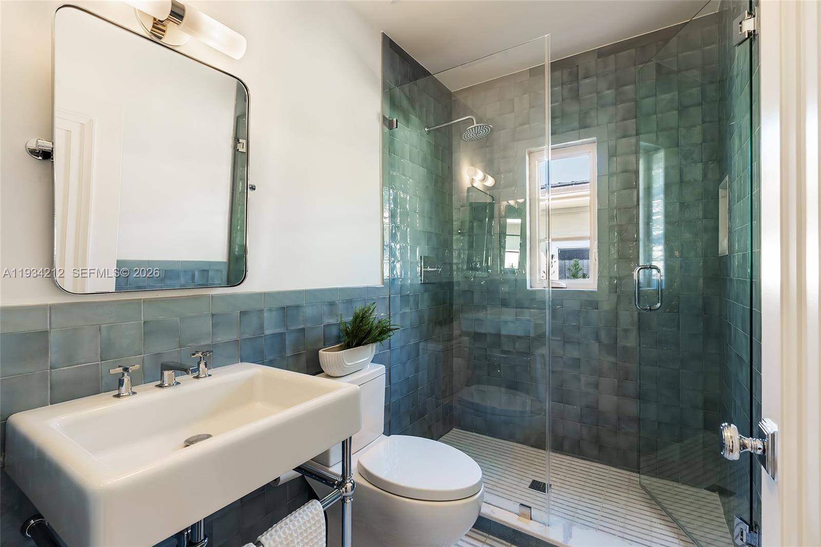 CORAL ESTATES - Residential