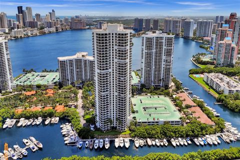 A home in Aventura