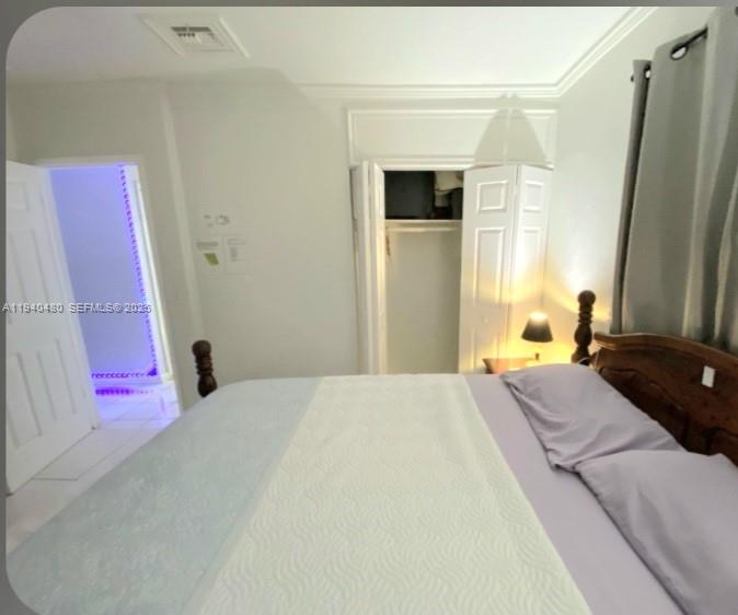 LAUDERDALE MANORS AMD PLA - Residential Lease