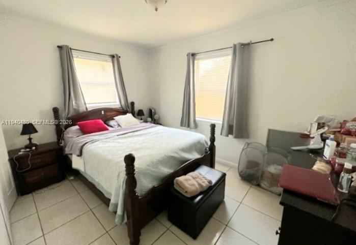 LAUDERDALE MANORS AMD PLA - Residential Lease