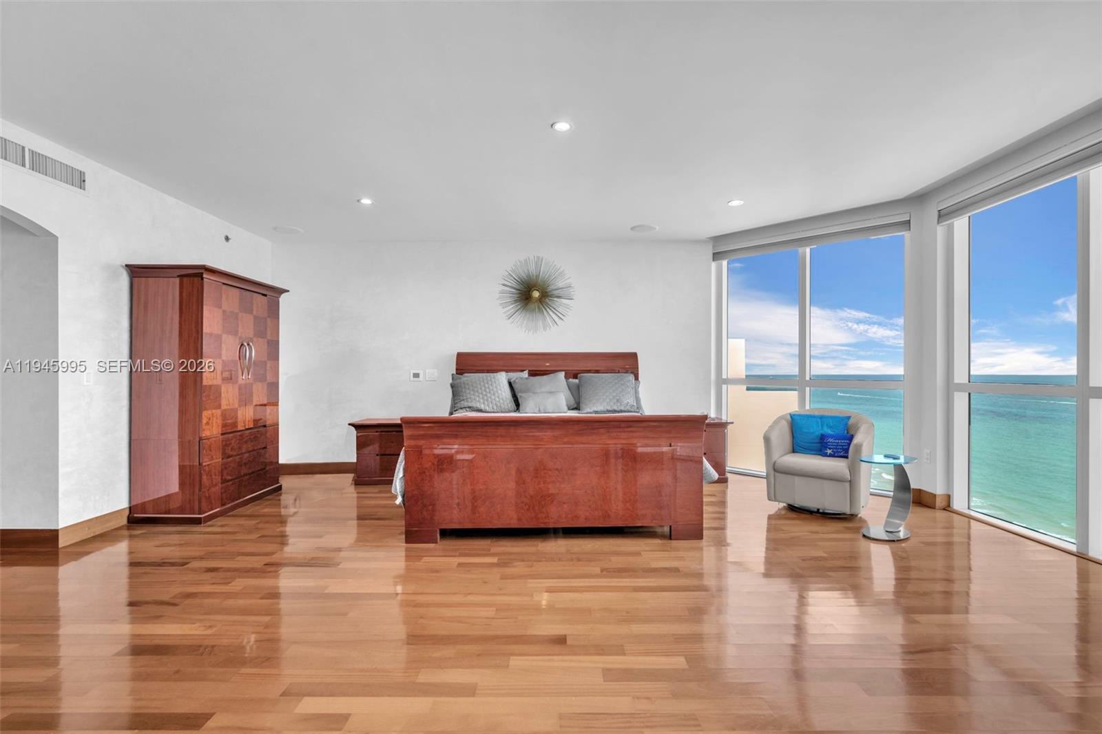 LAS OLAS BEACH CLUB CONDO - Residential