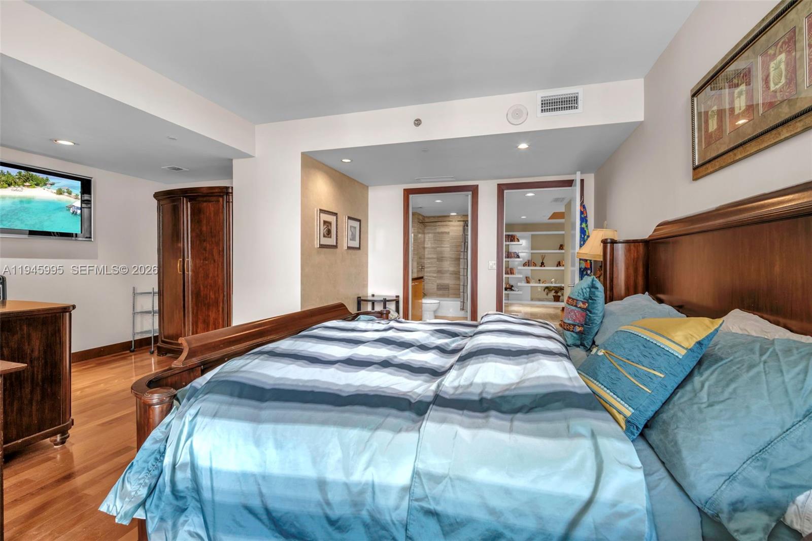 LAS OLAS BEACH CLUB CONDO - Residential