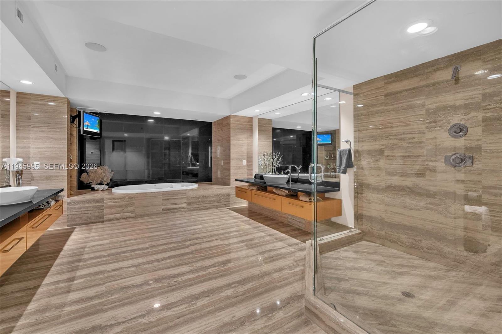 LAS OLAS BEACH CLUB CONDO - Residential